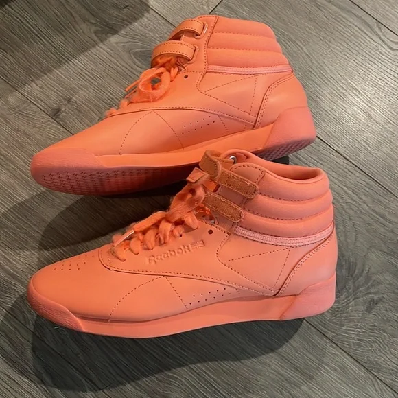 New Reebok womens freestyle hi rise shoe - Picture 4 of 7